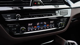 BMW 5 Serie BMW 5 Serie Touring M550d xDrive High Executive | Stoelventilatie | Harman/Kardon | M Onderstel Professional | Standkachel | Head-up | Trekhaak - afbeelding nr 11