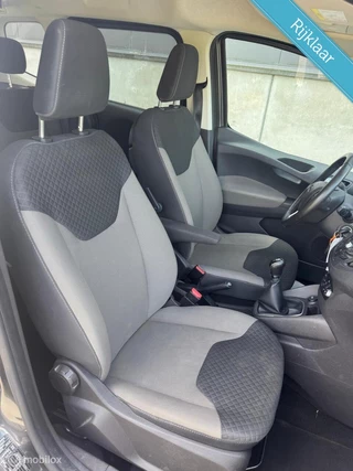 Ford Tourneo Courier Ford Tourneo 1.0 Titanium  101 PK * 5 Pers, Nette Auto * - afbeelding nr 6