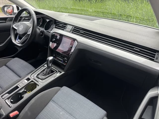 Volkswagen Passat Volkswagen Passat Variant GTE 218PK DSG HYBRID GTE BUSINESS CAMERA/NAVI/STUURVERW. - afbeelding nr 15