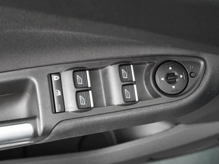 Ford C-MAX Ford C-MAX 1.0 Titanium - Trekhaak - Parkeersensoren A - Cruise Control - Navigatie - afbeelding nr 13