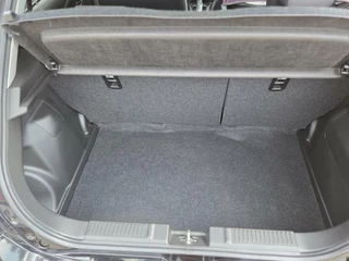 Suzuki Swift Suzuki Swift 1.2 Style Smart Hybrid | Automaat | Dakspoiler | Nieuwprijs € 29044,- | 6 jaar garantie - afbeelding nr 31