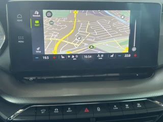 Škoda Octavia Škoda Octavia Combi 1.0 e-TSI Automaat Business Edition Navi Trekhaak Camera Carplay ACC DAB Stoel + Stuurverwarming Keyless Getint Glas NL Auto - afbeelding nr 17