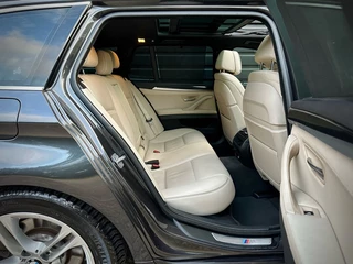 BMW 5 Serie BMW 5 Serie Touring 520i M-SPORT PANO|VIRTUAL|COMFORTSTOEL|HAAK - afbeelding nr 19