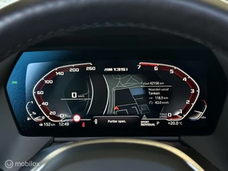 BMW 1 Serie BMW 1-serie M135i xDrive |Pano |HUD |H&K |Sfeer |Stuurverw. - afbeelding nr 23