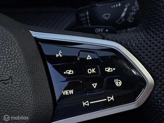 Volkswagen Golf Volkswagen Golf 1.5 eTSI R-Line Panorama/HUD/Harman Kardon/Keyless - afbeelding nr 26