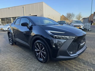 Toyota C-HR Dodenhoekdetectie, Navigatie, Parkeersensoren V + A , All-in Rijklaarprijs - afbeelding nr 38