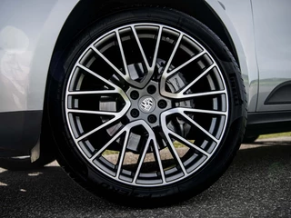 Porsche Macan Porsche Macan 3.0 S PDK Pano Carbon Luchtvering - afbeelding nr 7