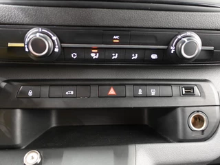 Toyota ProAce Toyota PROACE 95pk Long L3H1 Cruise control Trekhaak Airco  Sidebars Radio Bluetooth Euro6 - afbeelding nr 21