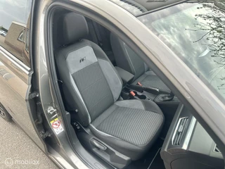 Volkswagen Polo Volkswagen Polo 1.0 TSI DSG 3X R-LINE PANORAMADAK LED VERLICHTING STOELVERWARMING CAMERA ZEER MOOIE AUTO!! - afbeelding nr 9