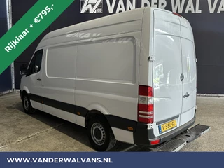 Mercedes-Benz Sprinter Mercedes-Benz Sprinter 316 CDI 163 pk L2H2 Euro6 RIJKLAAR Airco | 2800kg Trekhaak | Cruisecontrol | Parkeersensoren Multifunctioneel stuur - afbeelding nr 2