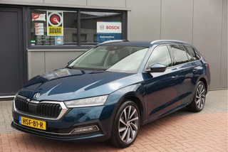 Škoda Octavia Škoda Octavia Combi 1.4 TSI iV 204PK PHEV Sportline Business ,Led-matrix koplampen, Carplay , Leer, Ergonimische stoelen, Stoelverwarming voor&achter,DAB+, stuurwiel verwarmd, schakelmogelijkheid aan stuurwiel, Carplay , etc. etc. - afbeelding nr 12