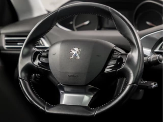 Peugeot 308 (PANORAMADAK, APPLE CARPLAY, NAVIGATIE, LANE ASSIST, GETINT GLAS, SPORTSTOELEN, CRUISE, PARKEERSENSOREN, LM VELGEN, NIEUWSTAAT) - afbeelding nr 17