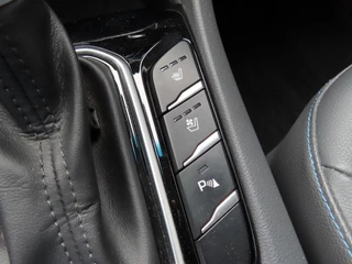 Hyundai IONIQ Hyundai IONIQ 1.6 GDI PHEV Premium Leder Open Dak Trekhaak 2019 - afbeelding nr 33