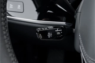 Audi A8 Audi A8 55 TFSI Quattro ProLine Plus B&O Matrix Schuifdak 4Wielsturing 20