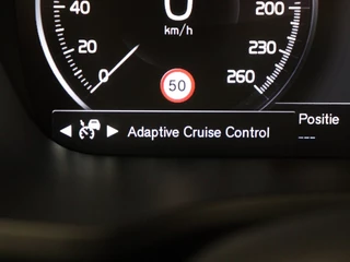 Volvo V60 Volvo V60 T6 PLUG-IN HYBRID R-DESIGN SCHUIFDAK 360GR CAM HARMAN KARDON ACC - afbeelding nr 20