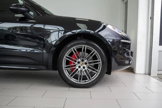Porsche Macan Porsche Macan 3.6 Turbo|SportDesign|Keyless|CarPlay|BOSE|Carbon|Standkachel|Facelift|Dealer Onderhouden - afbeelding nr 33