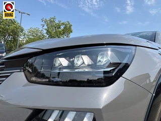 Peugeot 208 Peugeot 208 Hybrid e-DCS6 GT | 136 pk | panorama | 360° camera | Navi | adap - afbeelding nr 17