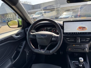 Ford Focus Ford Focus 2.3 EcoBoost ST-X 280pk | Winter Pack | Adaptive cruise control | Sper diff | Head up Display | Camera | AGR-stoelen - afbeelding nr 14