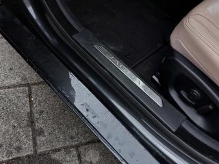 Jaguar XE 2.0 D 163pk Automaat Portfolio Premium Business Pack | Origineel NL | Navi | Bi-Xenon | Clima | Cruise | Leder+Verwarmd+Elek.Verstel | Pdc V+A+Camera | Rijstrook+Licht+Regensensor | 19''lm - afbeelding nr 25