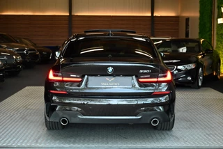 BMW 3 Serie BMW 3-serie 330i M-Sport Individual - Nappaleer - 360 Camera - Adaptive Cruise Control - Stuurverwarming - Keyless Entry - Schuifd - afbeelding nr 15