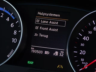 Volkswagen Golf Volkswagen Golf TSI GTE 204PK DSG / RNS / LED *NAP* - afbeelding nr 28