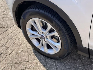 Ford Kuga Ford Kuga 1.5 EcoBoost Titanium 182PK Automaat Afn. Trekhaak Winterpack Leder Panodak Navi Cruise Parkeersensoren Climate Bi-Xenon *1850KG Trekgewicht* - afbeelding nr 12