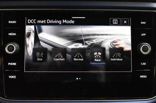 Volkswagen T-Roc CAMERA/BEATS/AKRAPOVIC/TREKHAAK - afbeelding nr 54