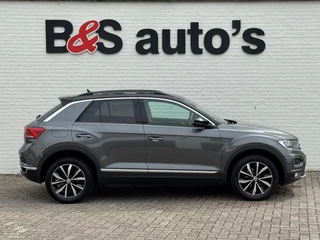 Volkswagen T-Roc Volkswagen T-ROC 1.5 TSI Sport Led Adaptive cruise Climate control Navigatie Pdc voor+achter DAB - afbeelding nr 15