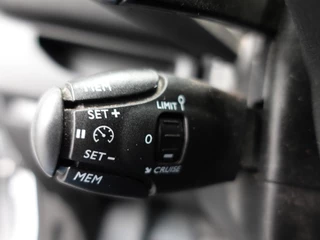 Opel Vivaro Opel Vivaro 2.0 CDTI Aut. 145 pk L3H1 Edition 3-zits Airco Navi Bluetooth Trekhaak - afbeelding nr 15