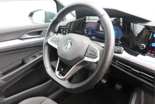 Volkswagen Golf Volkswagen Golf 1.5 TSI 96kw 130pk Style , Panorama dak , Led, Virtual cockpit ,Trekhaak uitklapbaar, PDC, Navigatie via Carplay , DAB+ , Stoelverwarming,Alcantara bekleding, etc. - afbeelding nr 26