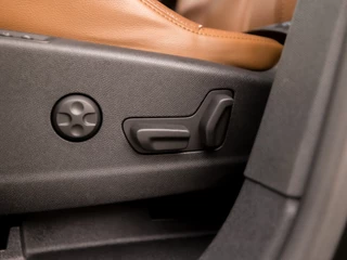 Peugeot 3008 (APPLE CARPLAY, GROOT NAVI, MEMORY SEATS, STOELVERWARMING, LEDEREN SPORTSTOELEN, KEYLESS, 360 CAMERA, LANE ASSIST, GETINT GLAS, NIEUWSTAAT) - afbeelding nr 14