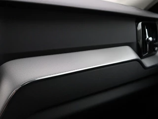 Volvo XC60 Volvo XC60 T6 PLUG-IN HYBRID LONG RANGE PLUS DARK SCHUIFDAK 360GR CAM TREKH - afbeelding nr 29