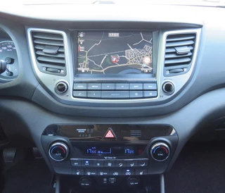 Hyundai Tucson Hyundai Tucson 1.6 GDi Comfort NAVI / CAMERA / TREKHAAK - afbeelding nr 11
