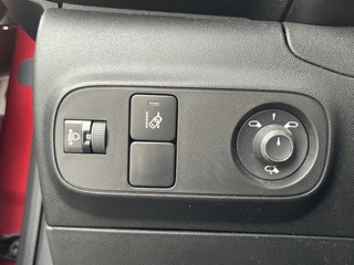 Citroën C3 Citroën C3 PureTech 82 Feel Edition | Trekhaak | Carplay/Android Auto | Cruise Control | - afbeelding nr 28