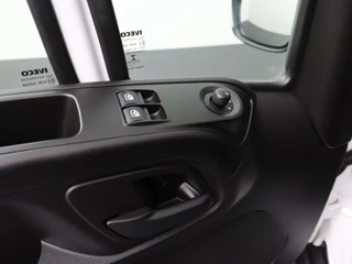 Iveco Daily | Airco | 3-Persoons | 750Kg Laadklep - afbeelding nr 9
