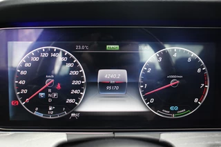 Mercedes-Benz CLS Mercedes-Benz CLS 450 4MATIC Premium Plus | Luchtvering | Burmester | 360 Camera | Pano - afbeelding nr 21