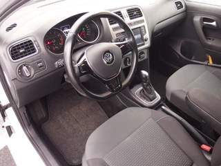 Volkswagen Polo Volkswagen Polo 1.0 BlueMotion Edition AUTOMAAT / NAVI / AIRCO / CRUISE / PDC / BLUETOOTH / NL-AUTO - afbeelding nr 9