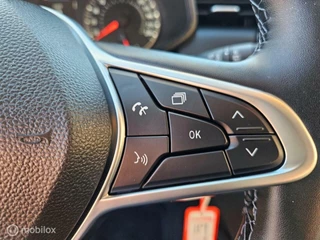 Renault Clio Renault Clio 1.0 TCe 90 Equilibre Navigatie - afbeelding nr 17