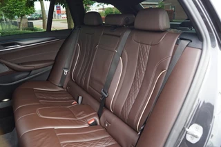BMW 5 Serie BMW 5 Serie 530e (292pk) Laser/HUD/H&K/Pano/4-wielbesturing/Alle opties! - afbeelding nr 33