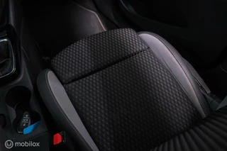 Opel Crossland X Opel Crossland X 1.2 Turbo | CarPlay | Camera | Trekhaak | 1e eigenaar | NL auto NAP | Head up display | sport stoelen | - afbeelding nr 11
