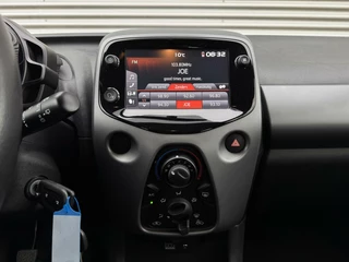 Toyota Aygo Toyota Aygo 1.0 VVT-i x-joy|Camera|Led|Airco|Carplay|Elek.spiegels|Bluetooth| - afbeelding nr 17