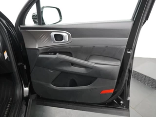 Kia Sorento Kia Sorento 1.6 T-GDI Plug-in Hybrid 4WD Edition 7-persoons - Navigatie - Lederen bekleding - Stoelverwarming - Trekhaak - Fabrieksgarantie tot 10-2028 - afbeelding nr 42