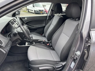 Hyundai i20 Hyundai i20 1.2 Yes! Plus Carplay Navi Cruise Pdc Bluetooth - afbeelding nr 2
