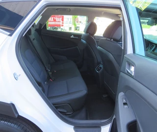 Hyundai Tucson Hyundai Tucson 1.6 GDi Comfort NAVI / CAMERA / TREKHAAK - afbeelding nr 9