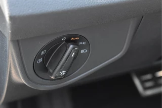 Volkswagen Polo | Nieuwstaat | Open dak | Virtual cockpit | Camera | Keyless | Carplay | Stoelverw | IQ Light - afbeelding nr 15