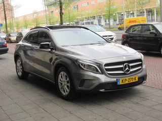 Mercedes-Benz GLA Mercedes-Benz GLA-klasse 180 d Automaat Leer Navi Clima Pano - afbeelding nr 7