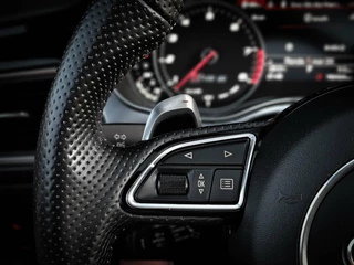 Audi RS6 Audi RS6 Performance Avant 4.0 TFSI | KERAMISCH | PANO | HUD | CARBON INLEG | RS STOELEN | 22