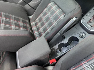 Volkswagen Polo Volkswagen POLO 2.0 TSI GTI|Pano|VirtualDash|Navi|Camera - afbeelding nr 22