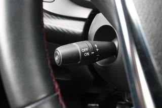 Alfa Romeo Giulietta Alfa Romeo Giulietta 1.4 120PK TURBO SPRINT | LEDEREN BEKLEDING | AFNEEMBARE TREHAAK | ALL SEASON BANDEN | NAVIGATIE | CLIMATE CONTROL | CRUISE CONTROL | CARBON INTERIEUR AFWERKING | 18