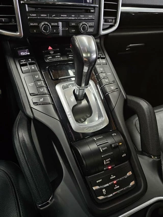 Porsche Cayenne Porsche Cayenne 3.0 S E-Hybrid *GTS uitvoering*22''LMV*NAP*! - afbeelding nr 16